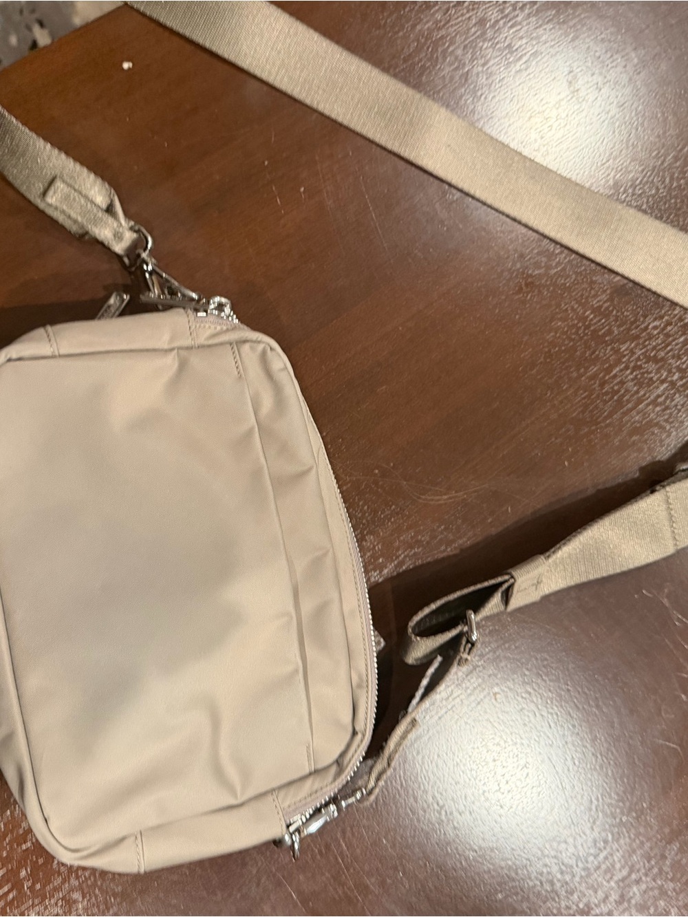 Like new lululemon athletica Crossbody Bag in Taupe - Picture 8 of 10